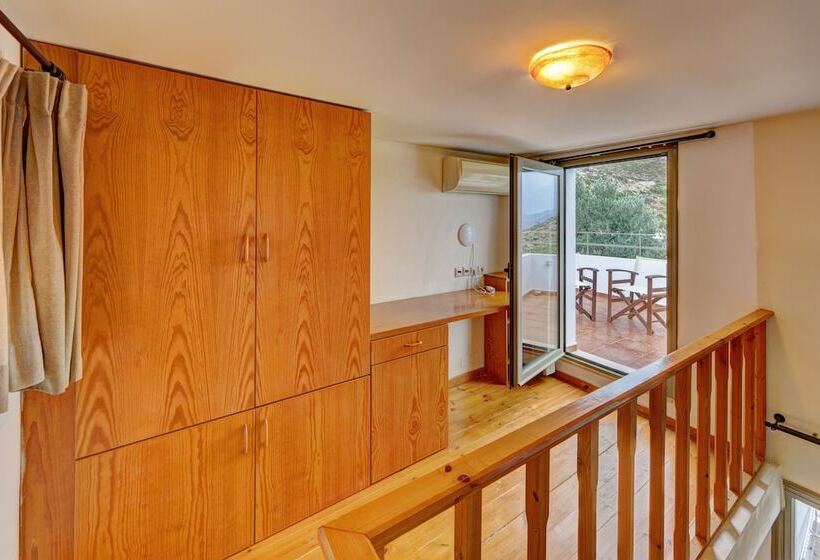 Вилла 1 Спальня, Mourtzanakis Residence   Traditional Eco Hotel In Achlada