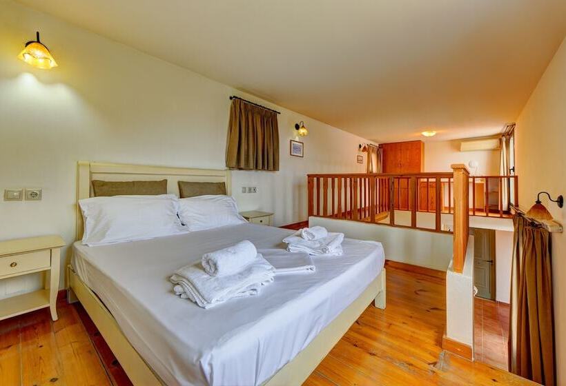 Вилла 1 Спальня, Mourtzanakis Residence   Traditional Eco Hotel In Achlada