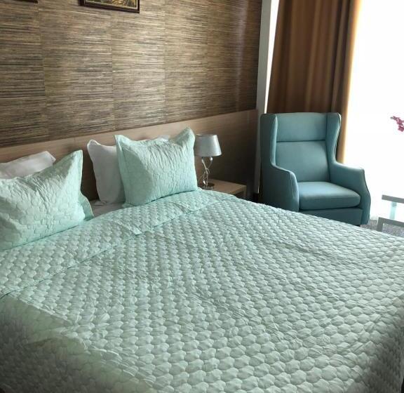 オーシャンビュースタンダードルームバルコニー付き, Alcor Beach