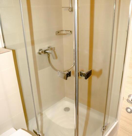 オーシャンビュースタンダードルームバルコニー付き, Alcor Beach