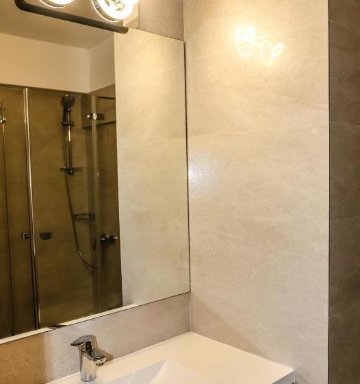 スタンダードルーム, Alcor Beach