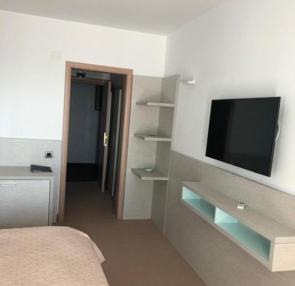 スタンダードルーム, Alcor Beach