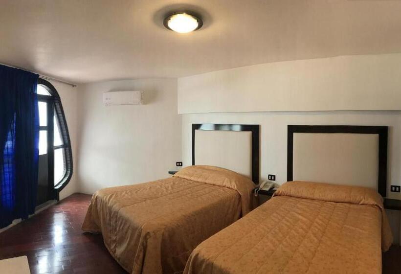 스탠다드 룸 더블 침대 2개, Essen's