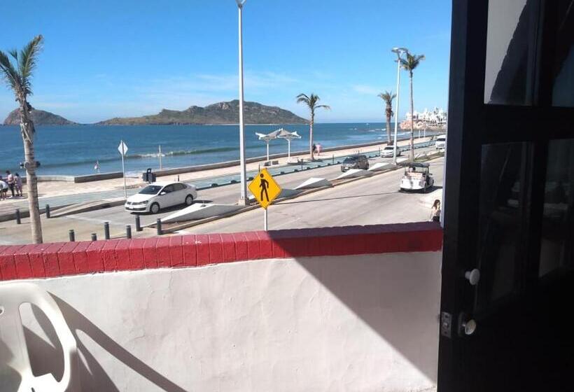 스탠다드 룸 더블 침대 2개, Essen's