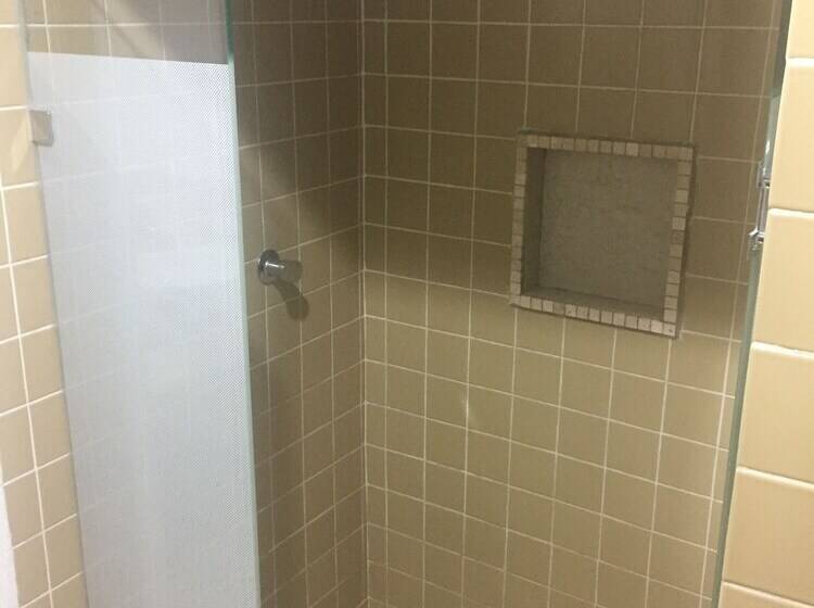 스탠다드 룸 더블 침대 2개, Essen's