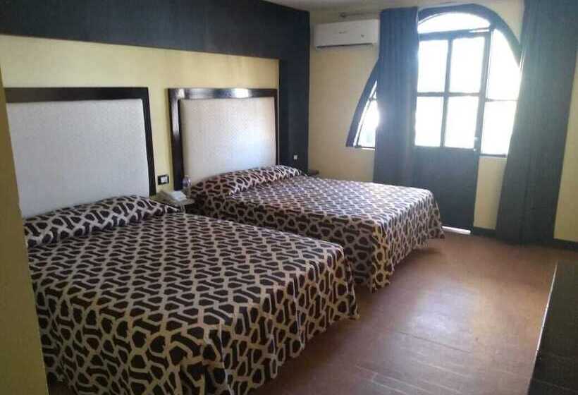 스탠다드 룸 더블 침대 2개, Essen's