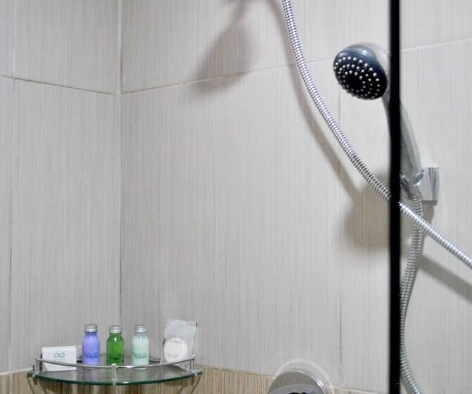 컴포트 싱글 룸, Infinity