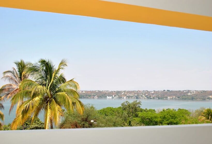 컴포트 싱글 룸, Infinity