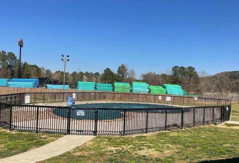 חדר סטנדרט מותאם לאדם עם מוגבלויות, Motel 6 White, Ga Cartersville