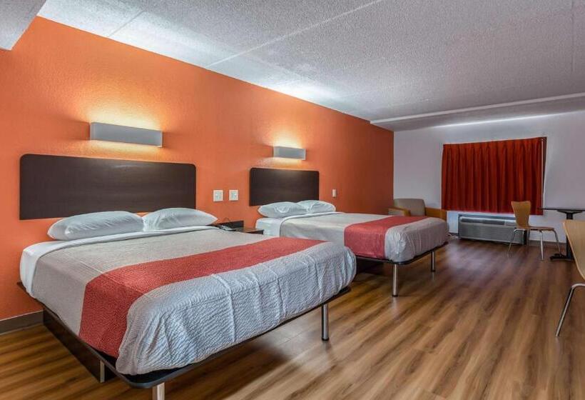 חדר סטנדרט מותאם לאדם עם מוגבלויות, Motel 6 White, Ga Cartersville