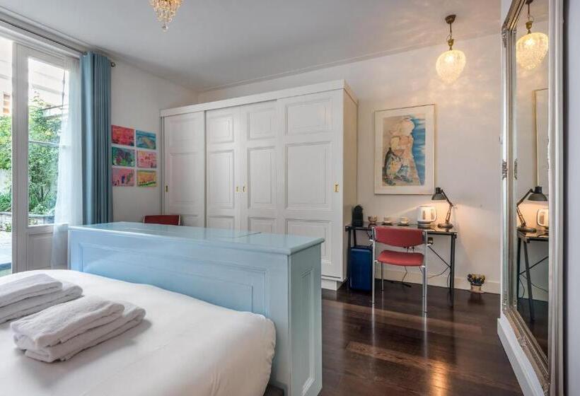 スタンダードルーム, The Old Lady