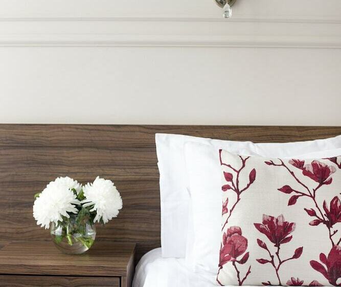 Standard Room, Grand Hotel Tchaikovsky