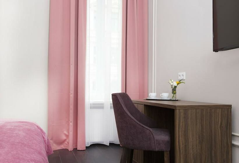 غرفة قياسية, Grand Hotel Tchaikovsky