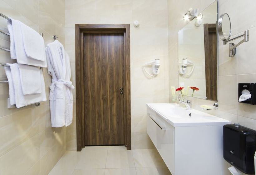 غرفة سوبيريور, Grand Hotel Tchaikovsky