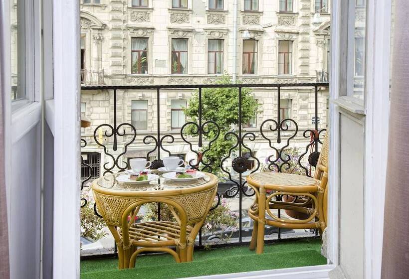 جناح, Grand Hotel Tchaikovsky