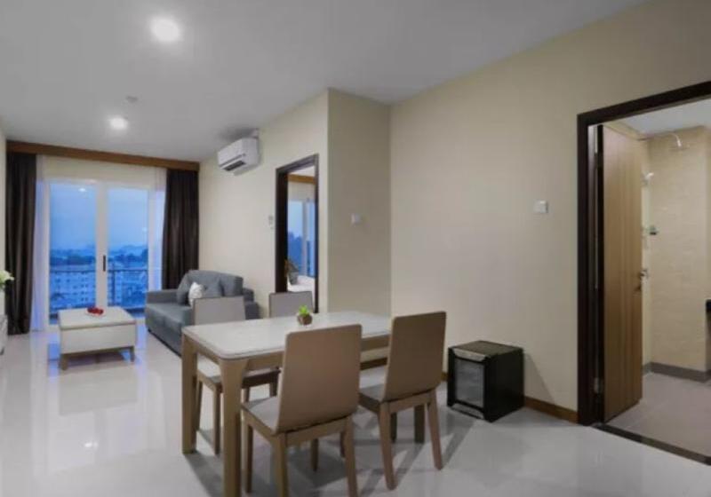 Апартаменты 3 Спальни, Aston Batam Hotel & Residence