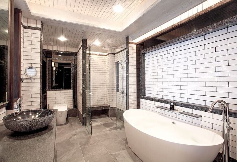 스위트, Baba Beach Club Natai Luxury Pool Villa Hotel By Sri Panwa   Sha Plus