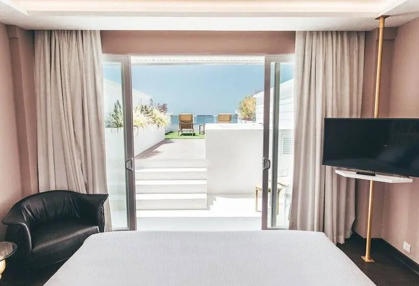 اتاق پرمیوم با چشم‌انداز دریا, Dash Resort Langkawi