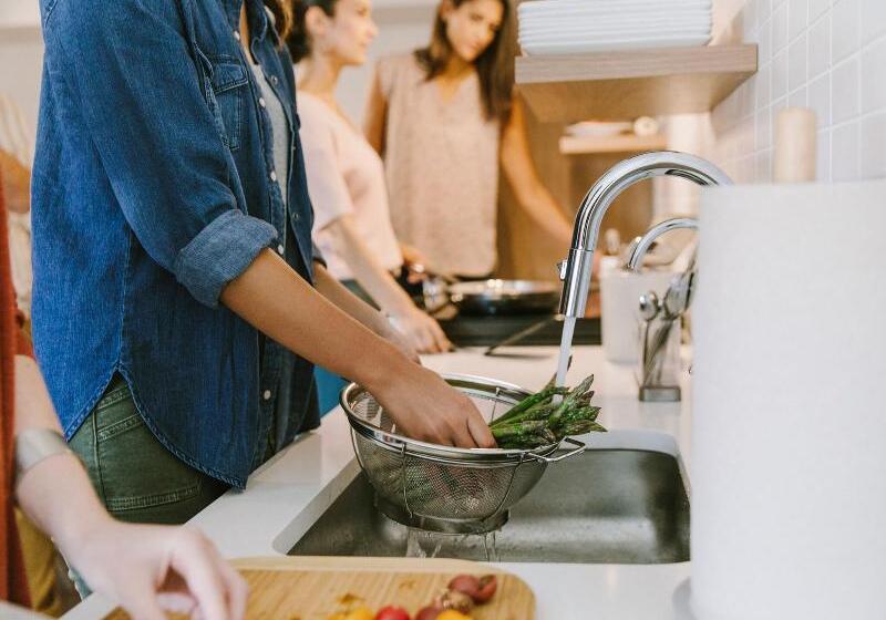 带大床的标准工作室, Element Me'aisam, Dubai