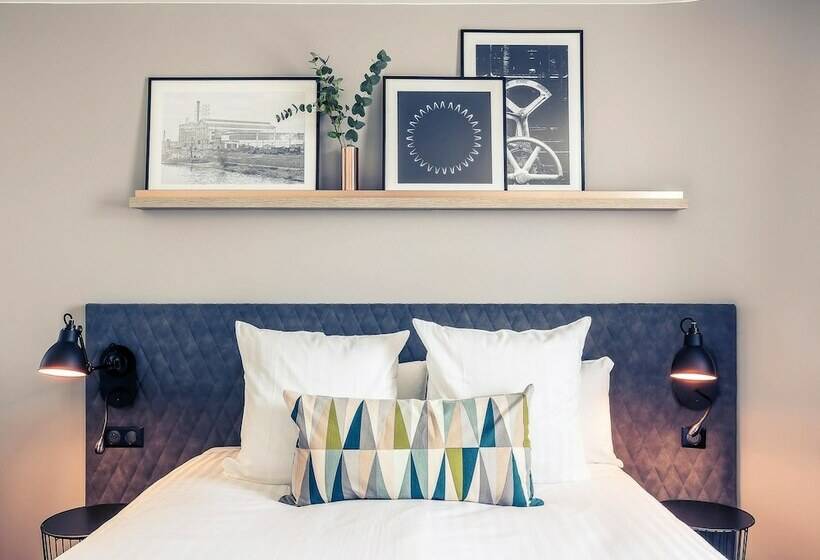 Семейный Номер, Hôtel Mercure Paris Gennevilliers