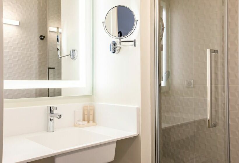 プレステージルーム, Hôtel Mercure Paris Gennevilliers
