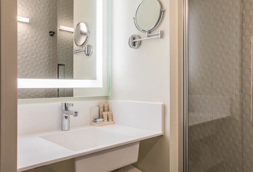 Номер Стандарт, Hôtel Mercure Paris Gennevilliers