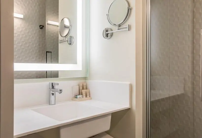 スタンダードルーム, Hôtel Mercure Paris Gennevilliers