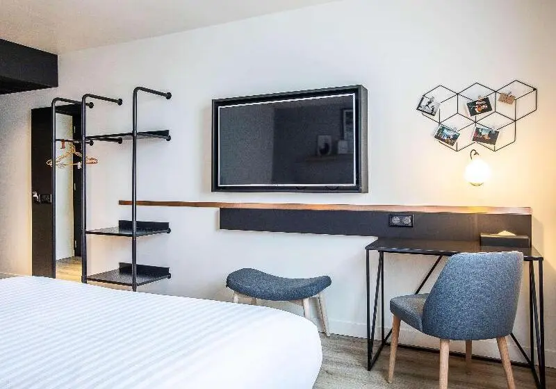 スタンダードルーム, Hôtel Mercure Paris Gennevilliers