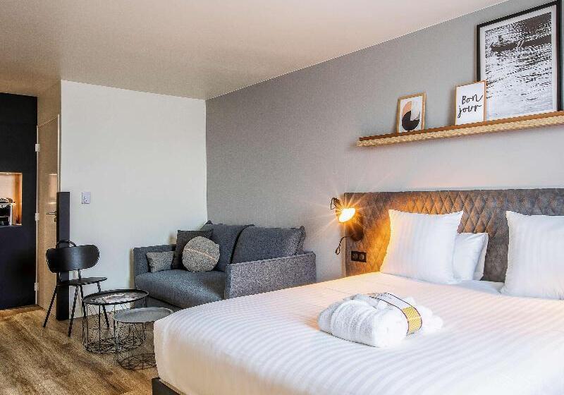 Полулюкс, Hôtel Mercure Paris Gennevilliers