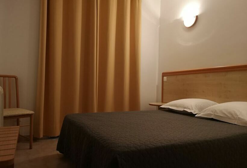 Классический Номер, Hôtel Sant Andria