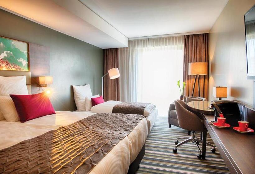 Трехместный Номер Deluxe, Leonardo Royal Hotel Ulm
