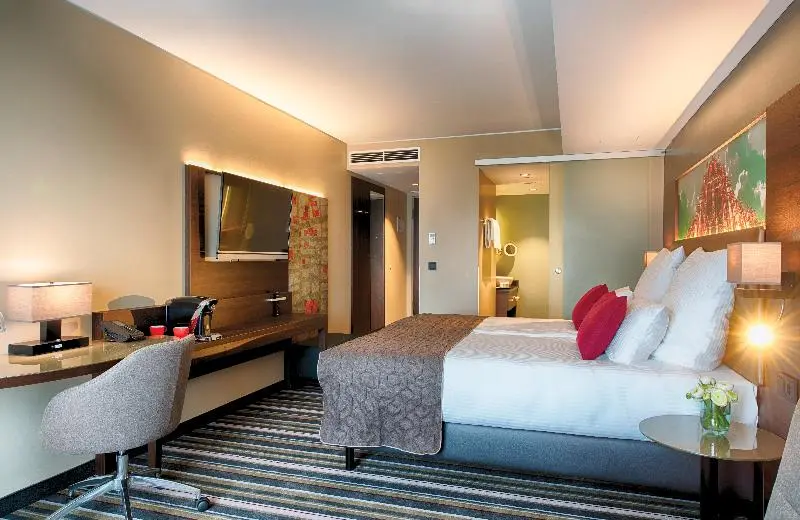 デラックストリプルルーム, Leonardo Royal Hotel Ulm
