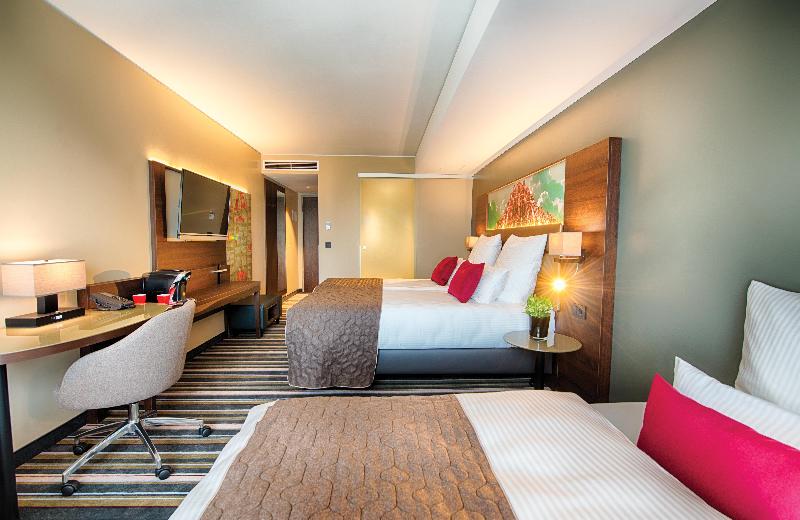 غرفة ديلوكس ثلاثية, Leonardo Royal Hotel Ulm