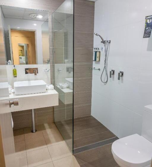 اتاق لوکس سه تخته, Mercure Orange