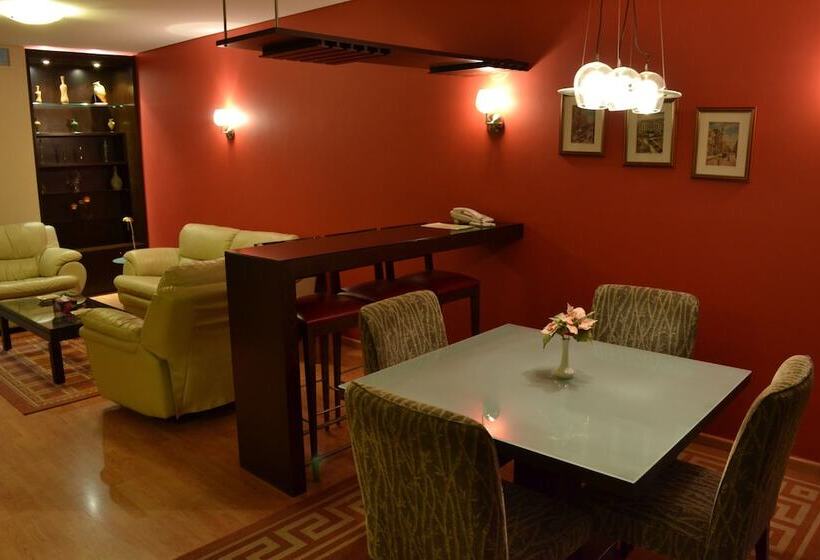 이그제큐티브 스위트, Monteverde