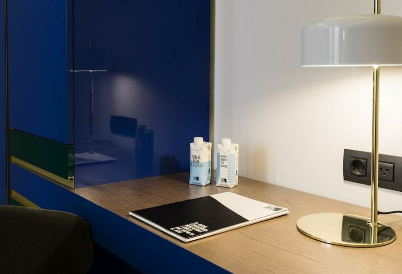 اتاق استاندارد, One Shot Fortuny 07