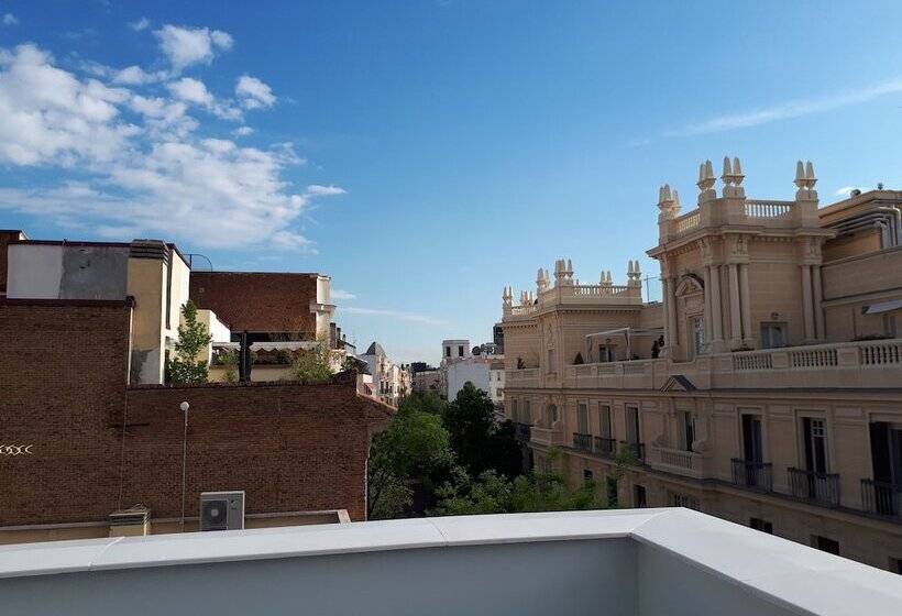 اتاق لوکس با تراس, One Shot Fortuny 07