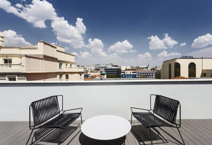 اتاق لوکس با تراس, One Shot Fortuny 07