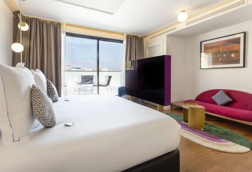 اتاق لوکس با تراس, One Shot Fortuny 07