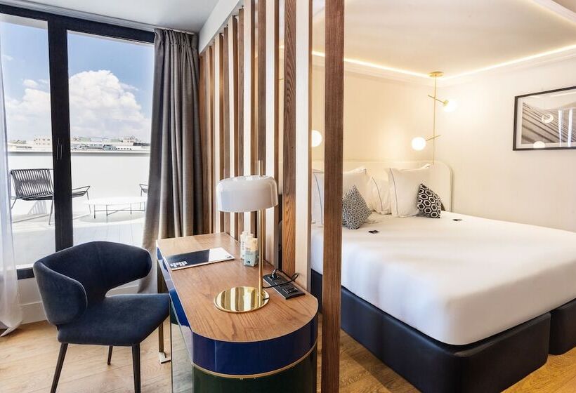 اتاق لوکس با تراس, One Shot Fortuny 07