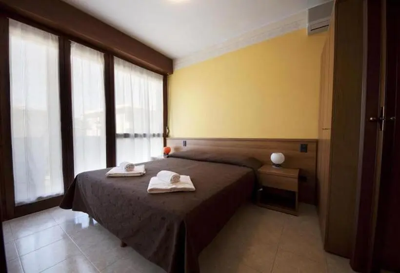 スタンダードトリプルルーム, St. Antony