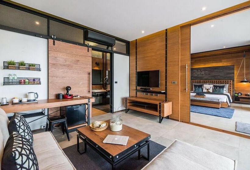 Хижина, The Cabin Beach Resort