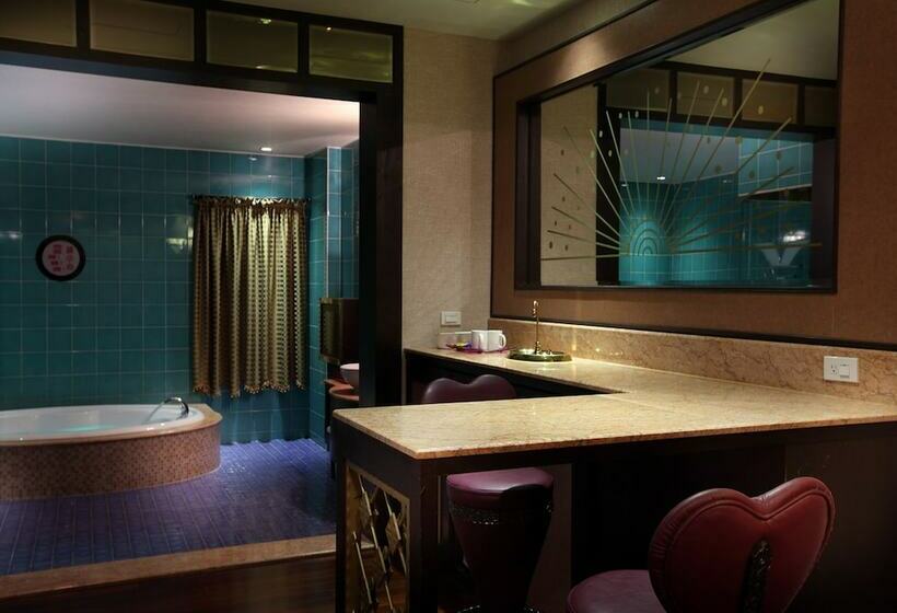سوییت سوپریور, Royal Group Motel Wu Yin Branch