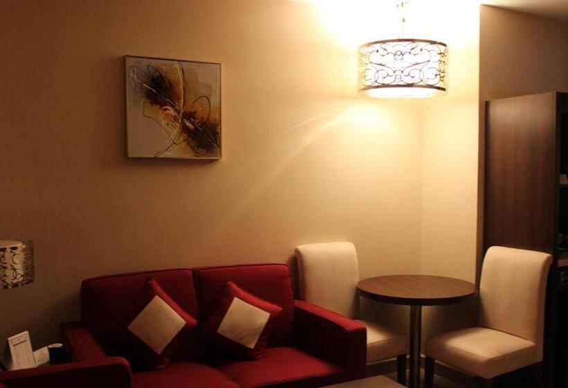 סוויטת ג'וניור, Home Inn Hotel Suites