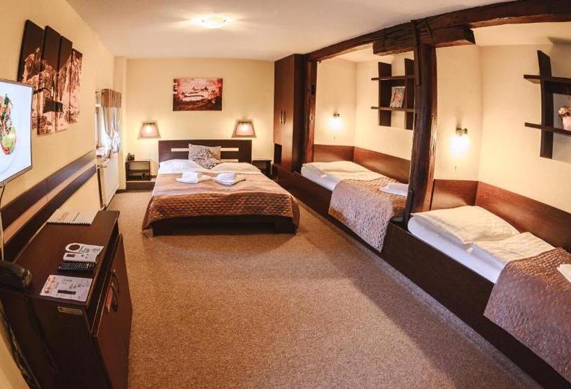 四人标准间, Kaskada