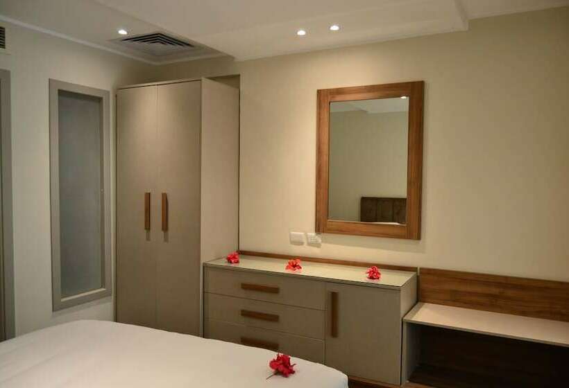 استودیوی استاندارد, Rivoli Suites