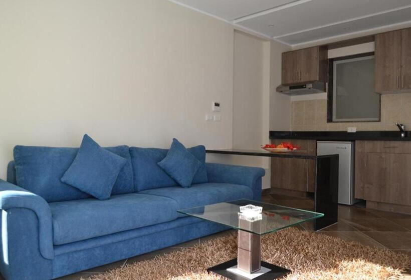 استودیوی استاندارد, Rivoli Suites