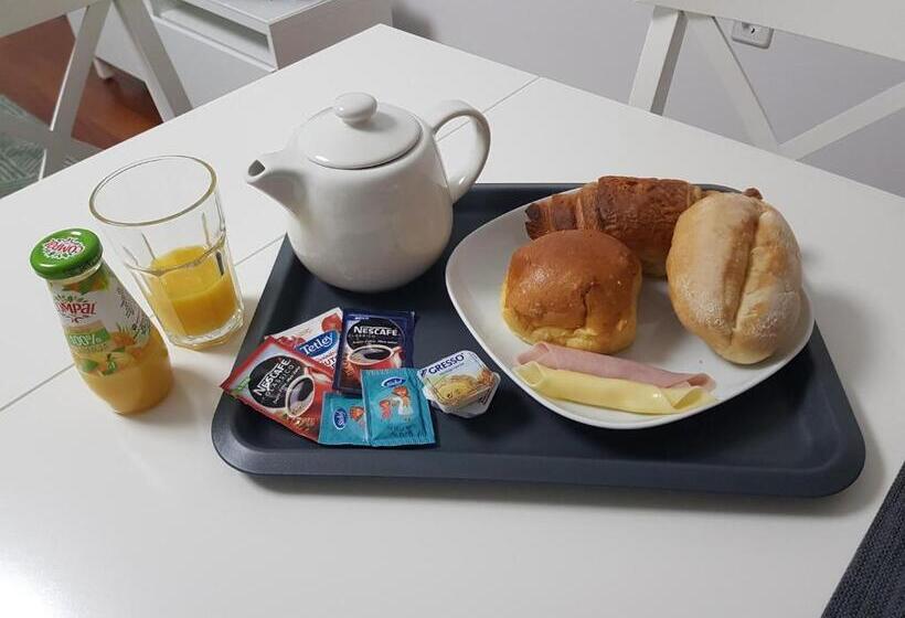 استودیوی استاندارد, Travellers Pearl By Storytellers