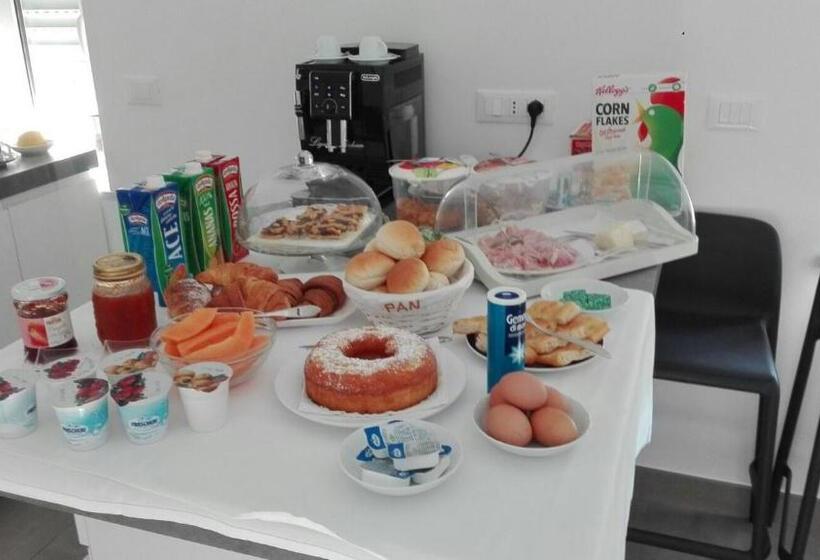 キングサイズベッドのスタンダードルーム, B&b Ligure Rooms