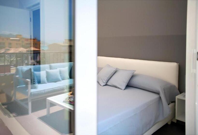 غرفة ديلوكس مطلّة علي البحر, B&b Ligure Rooms
